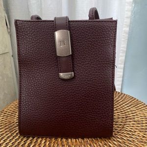 Esprit small crossbody bag in eggplant 90s. Y2K